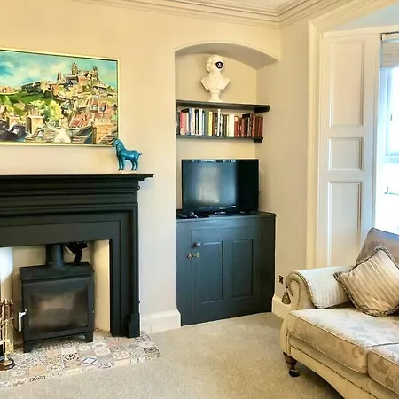 The Pirate's Palace, - Elegant, Comfy, Fun